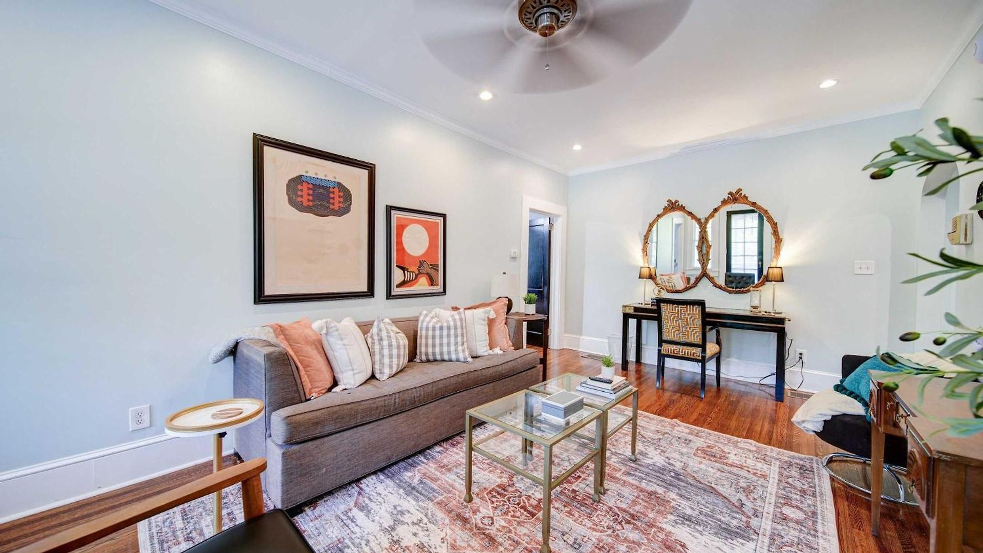 Stylish Myers Park 2 Bedroom With Screened Porch Charlotte