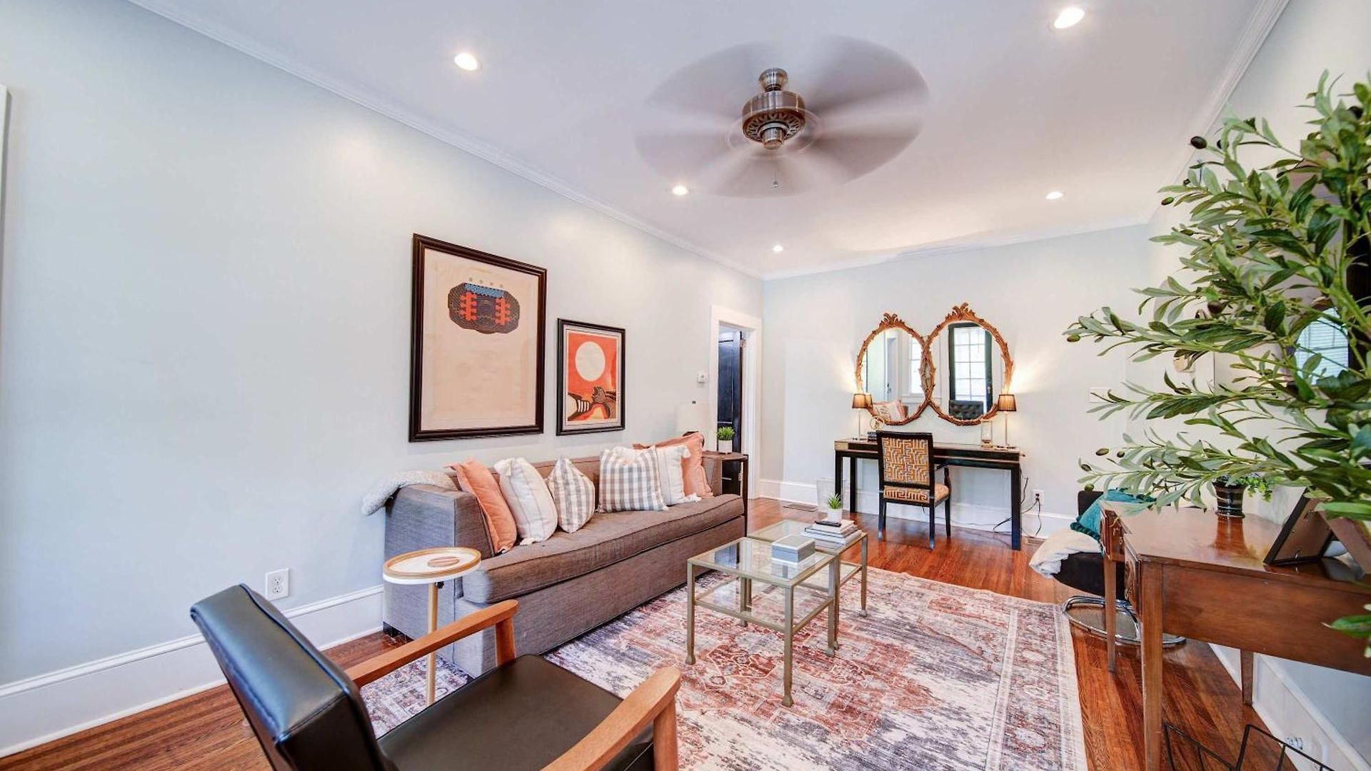 Holiday home Stylish Myers Park 2 Bedroom With Screened Porch