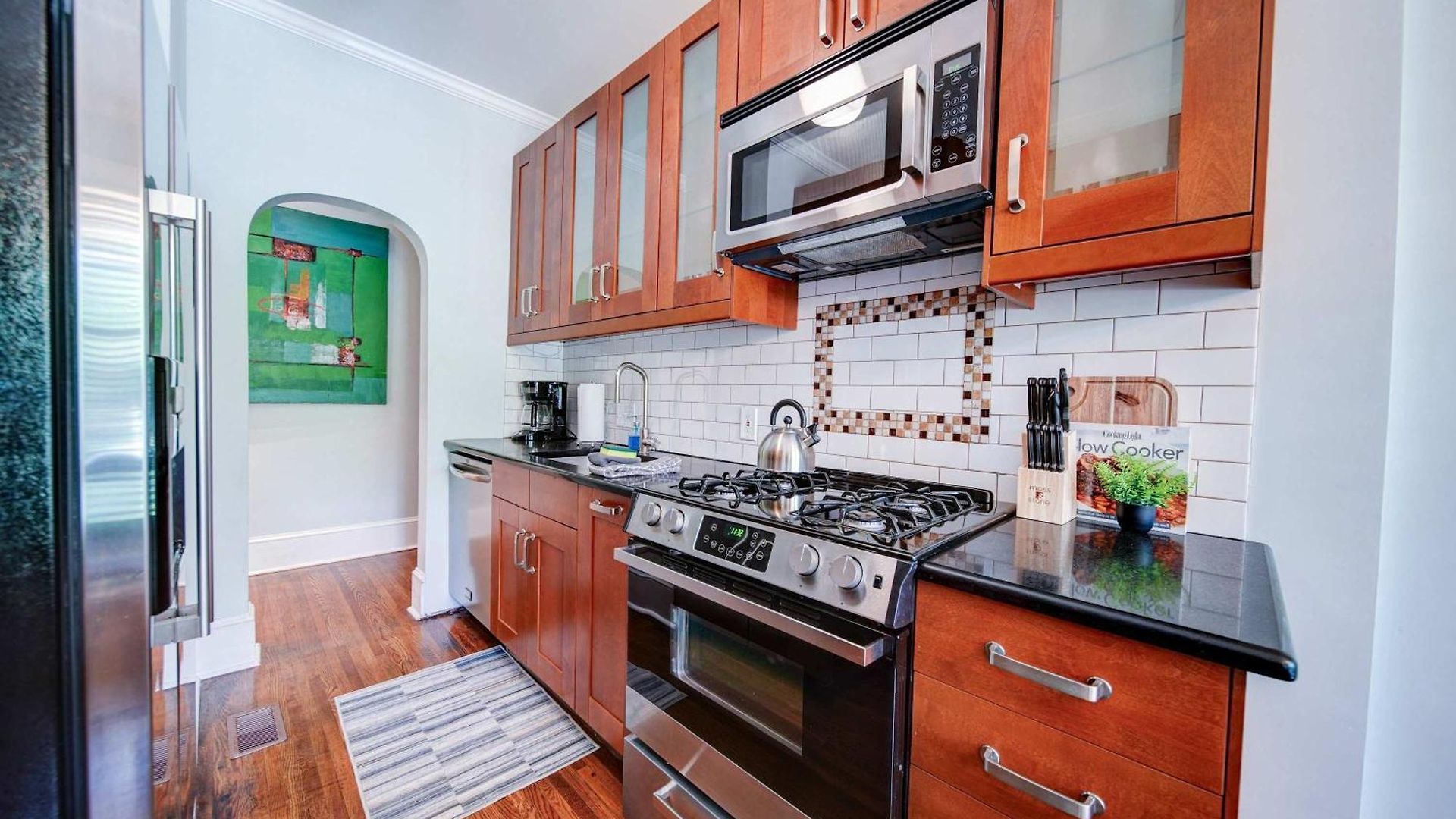 Stylish Myers Park 2 Bedroom With Screened Porch Charlotte