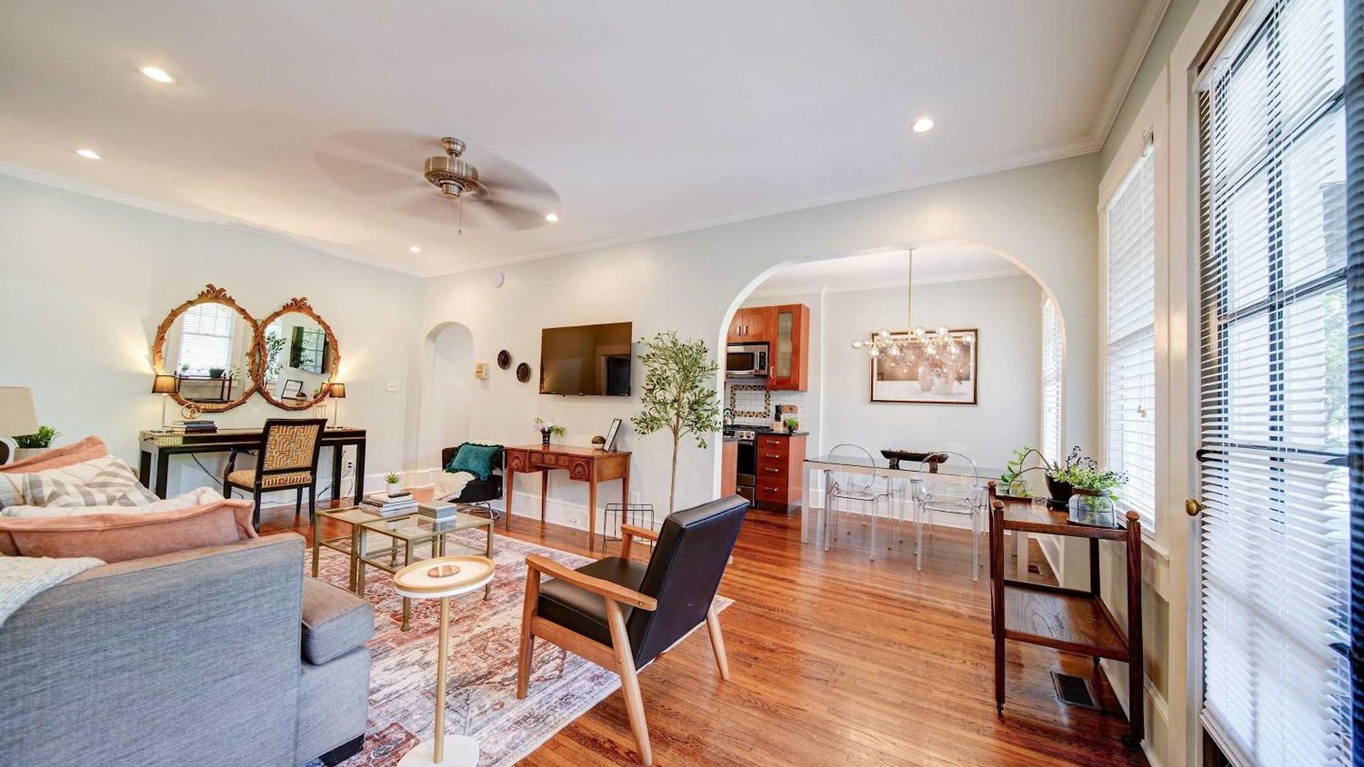 Stylish Myers Park 2 Bedroom With Screened Porch Holiday home Charlotte
