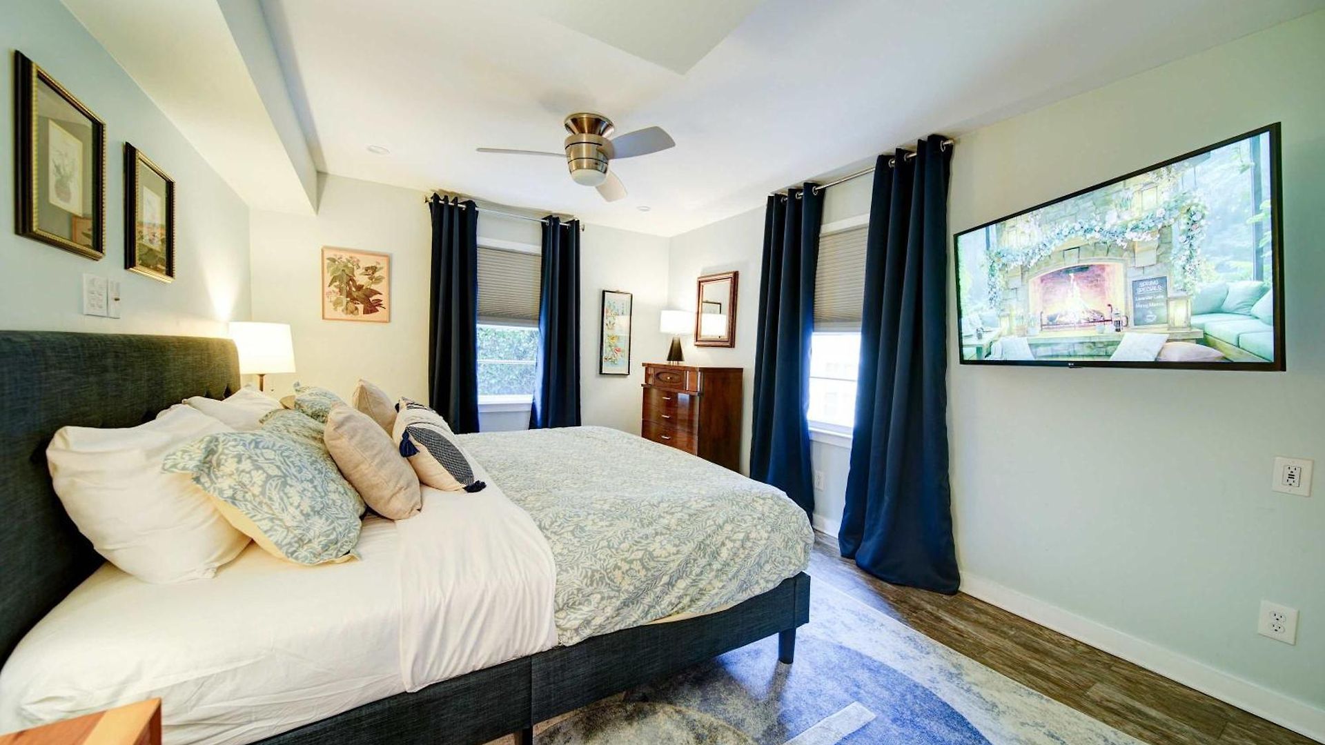 Experience Myers Park In Style Holiday home Charlotte