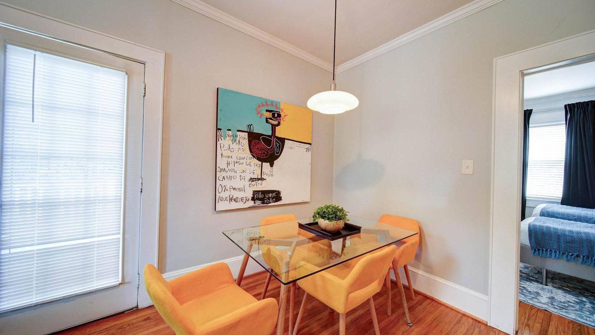 Bright And Restful 2br Near Uptown With Balcony Holiday home *