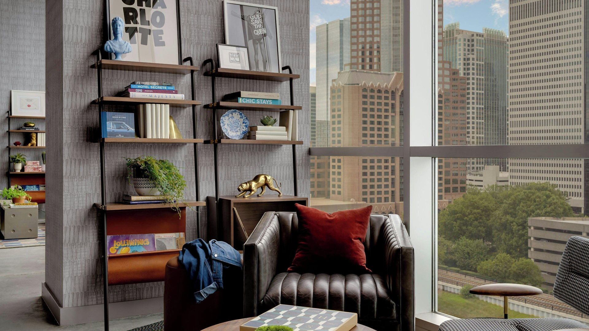 Moxy Downtown Hotel 3*