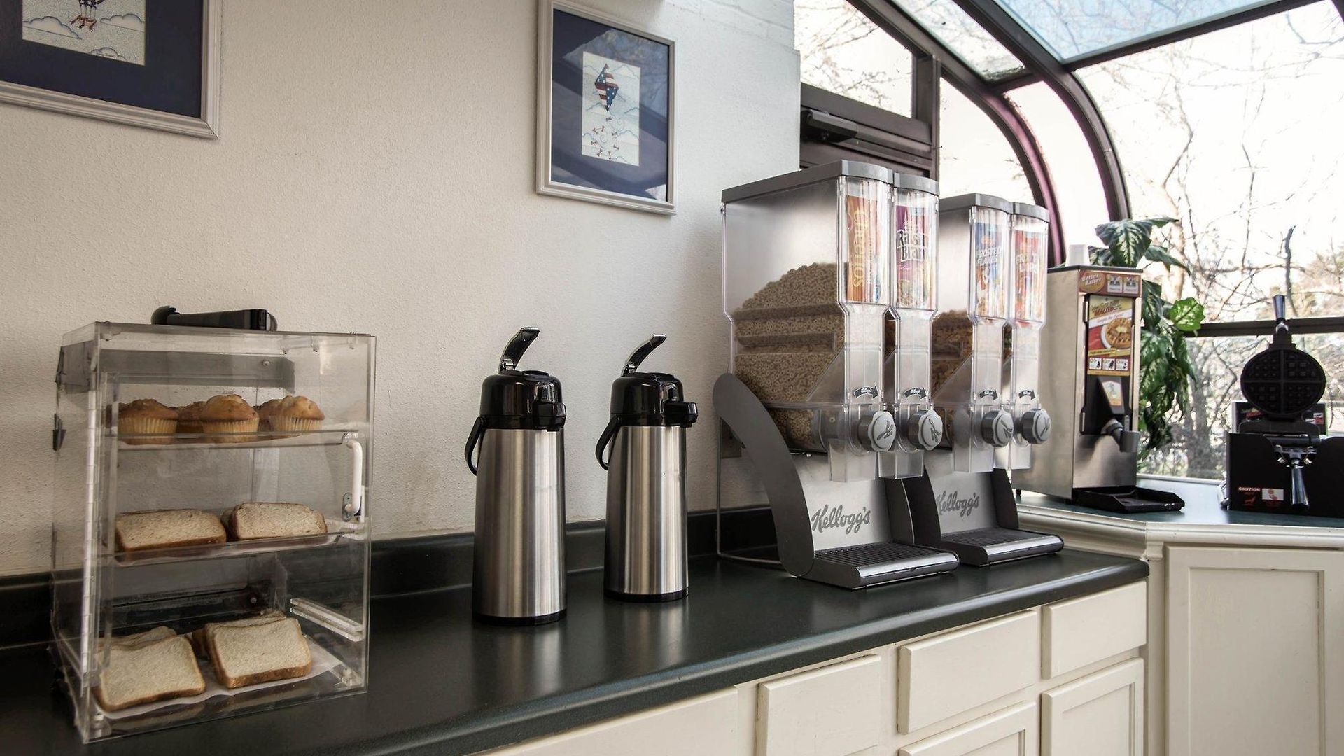 Hotel Quality Airport-near Uptown Charlotte