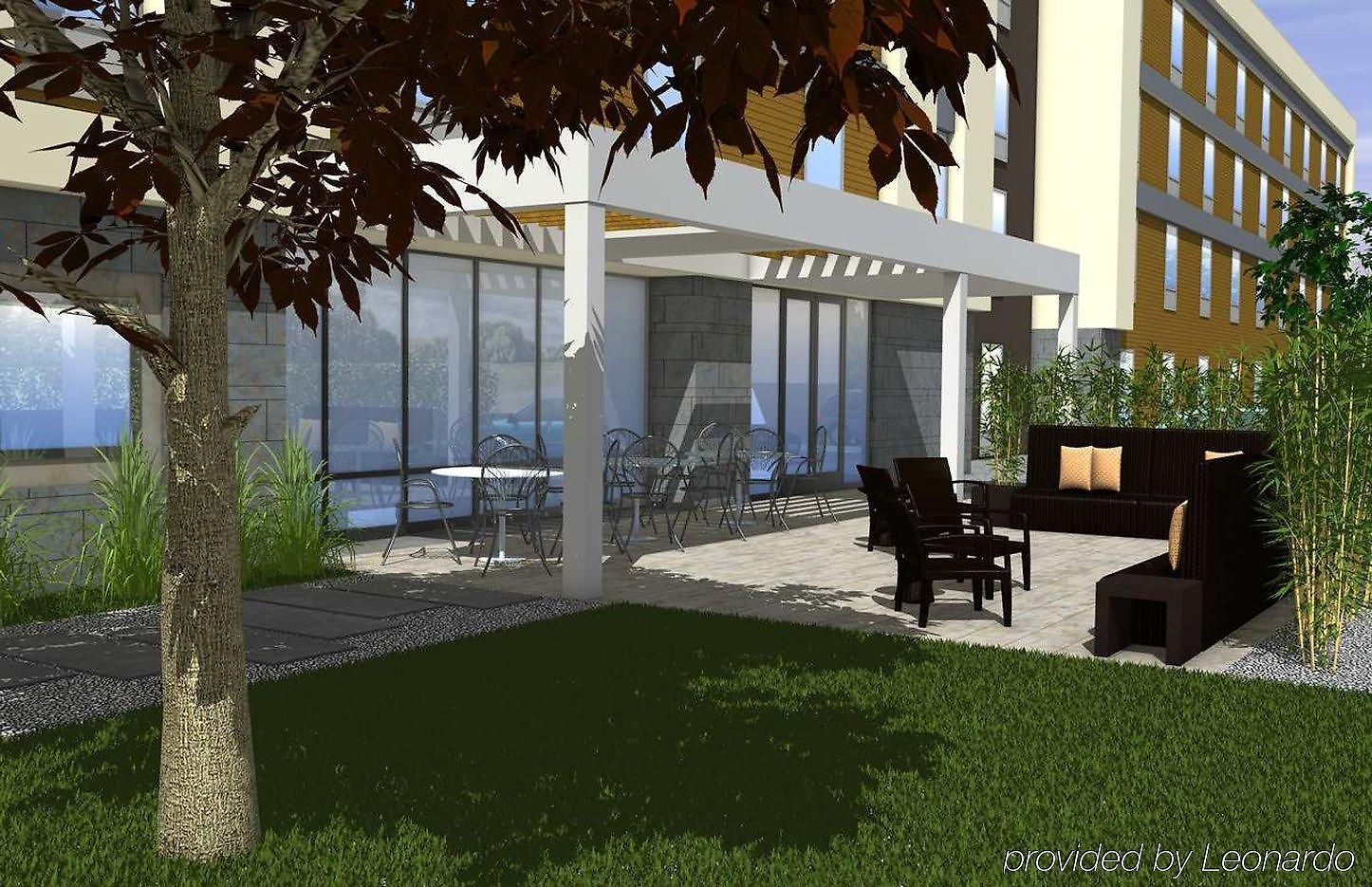 Home2 I-77 South Hotel 3*