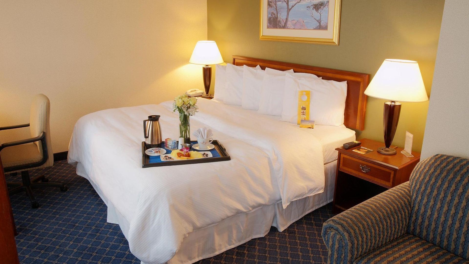 Doubletree By Hilton Center Hotel 4*