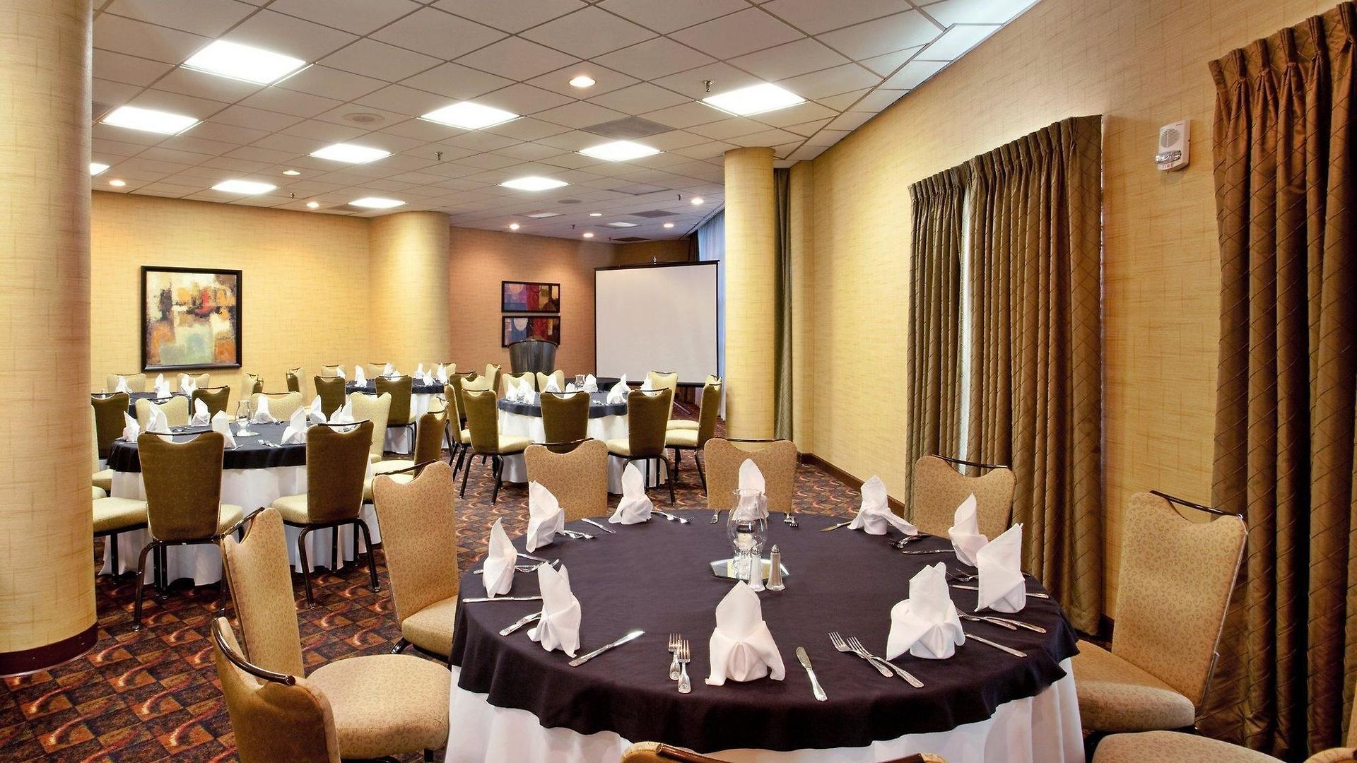 Hotel Doubletree By Hilton Center 4*