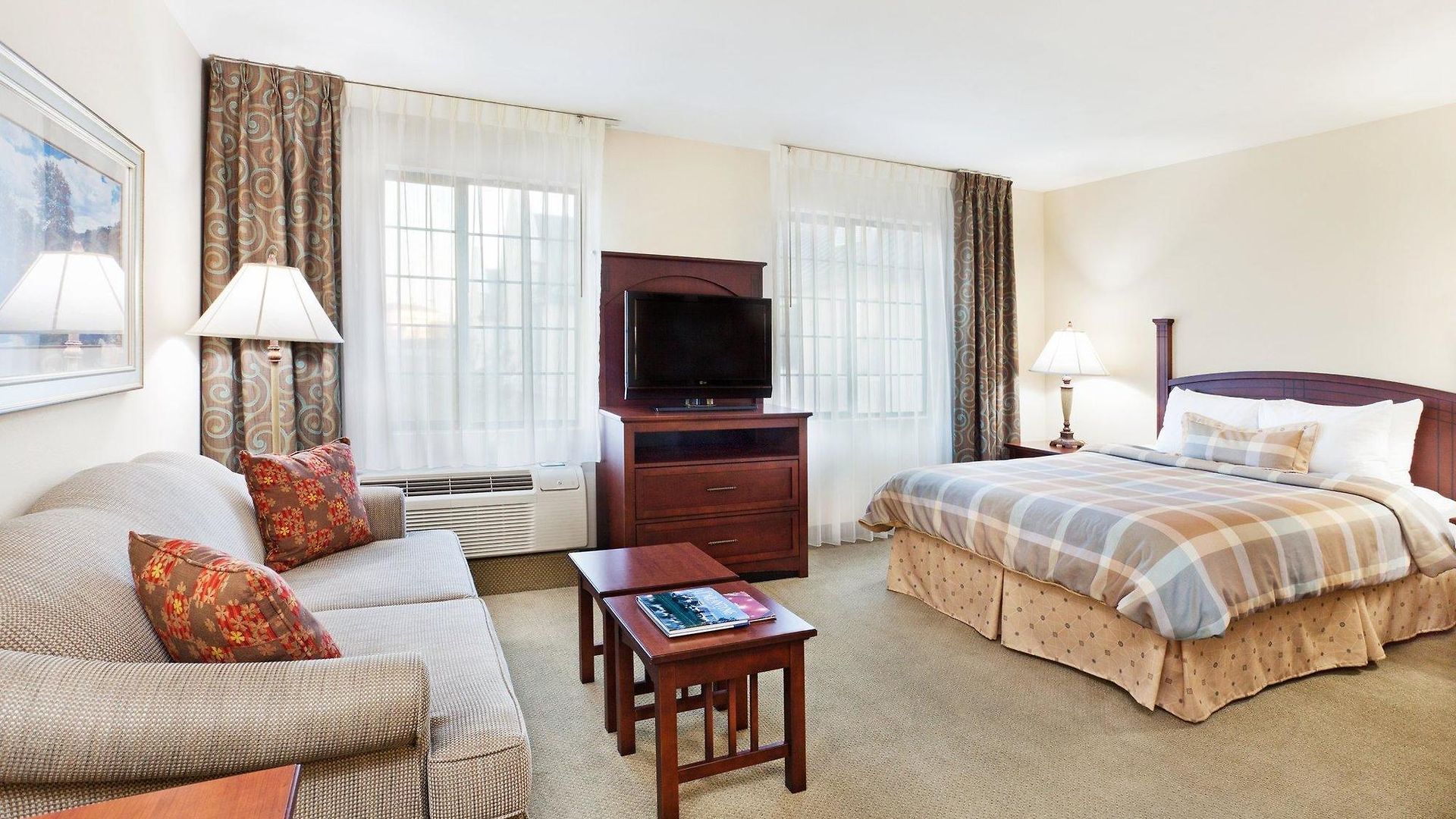 Staybridge - Ballantyne By Ihg Hotel