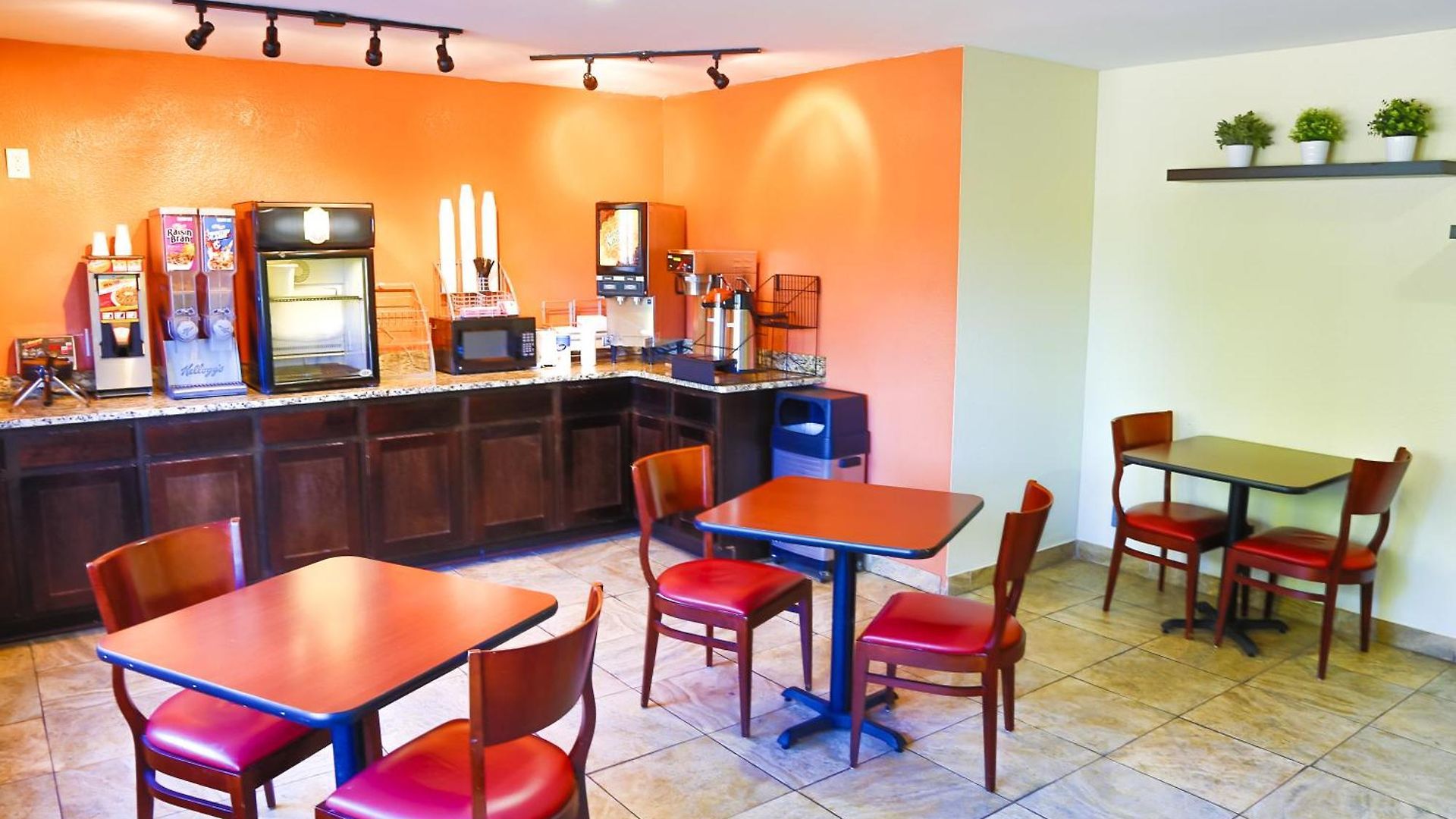 Super 8 By Wyndham 2* Charlotte