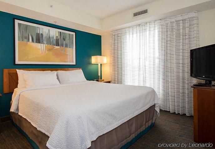 By Marriott Piper Glen