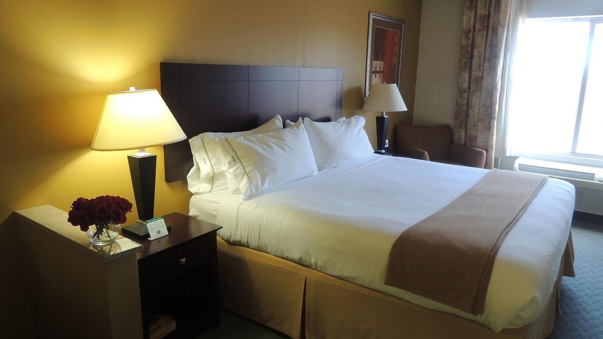 Hotel Express Arrowood By Ihg