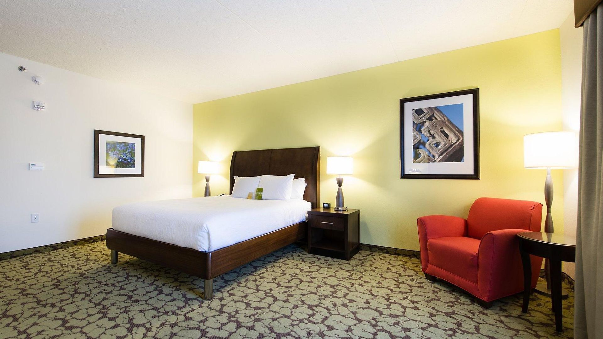 Hotel Hilton Garden Airport