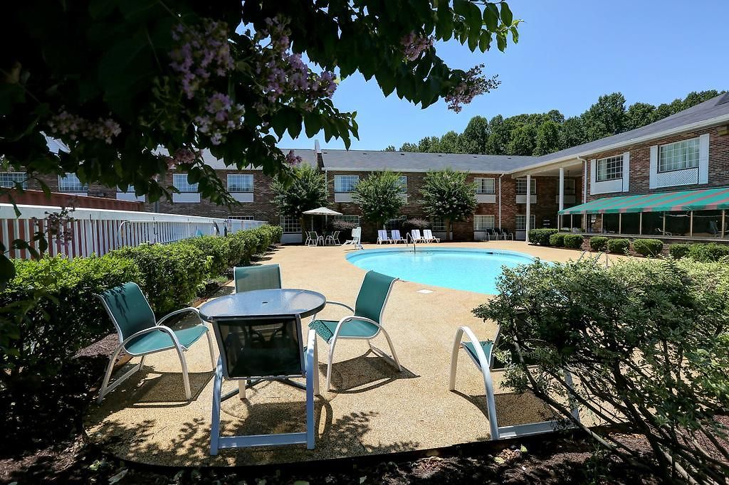 Country & By Radisson, I-85 Airport, Nc