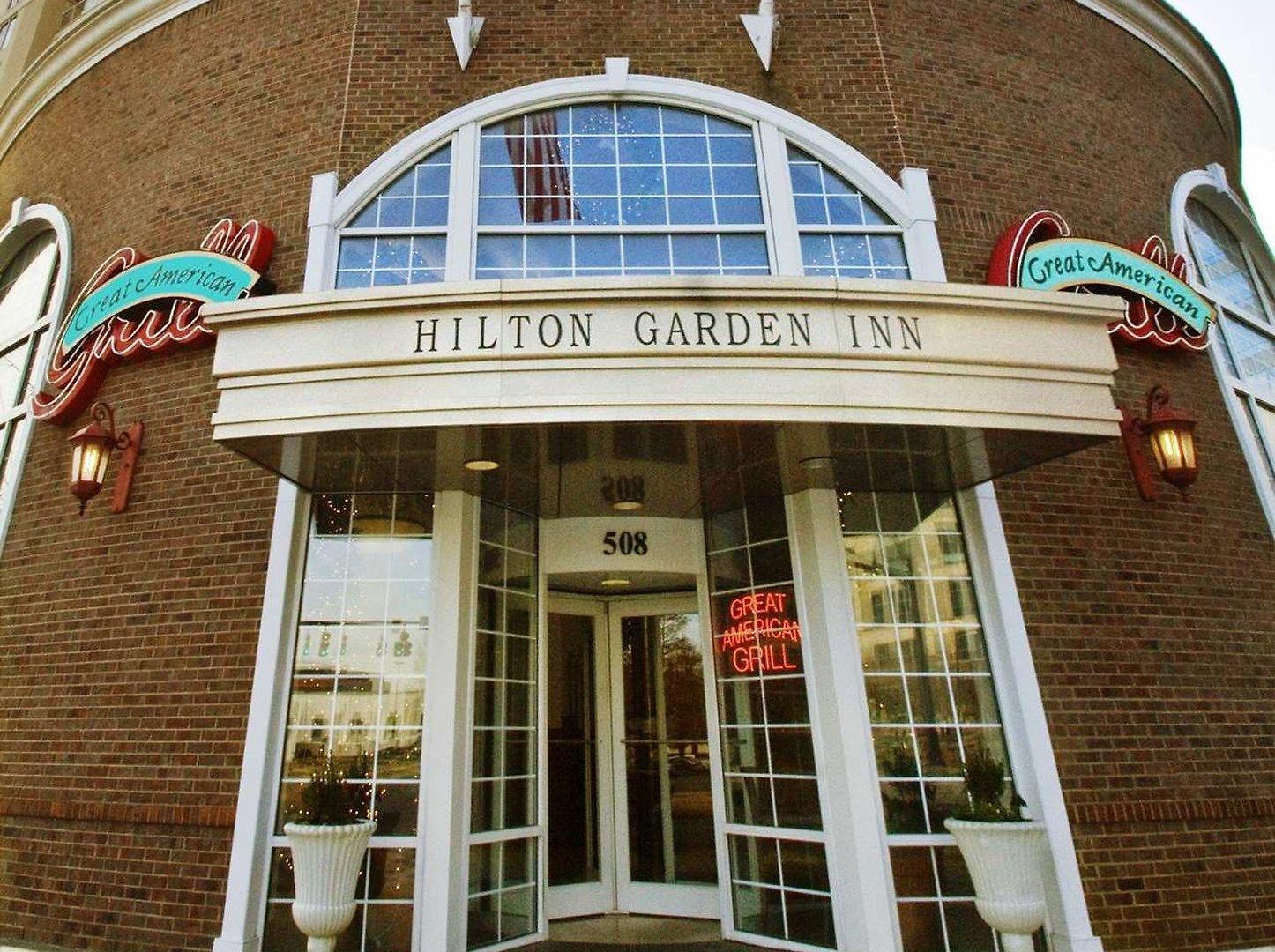 Hotel Hilton Garden Uptown 3*