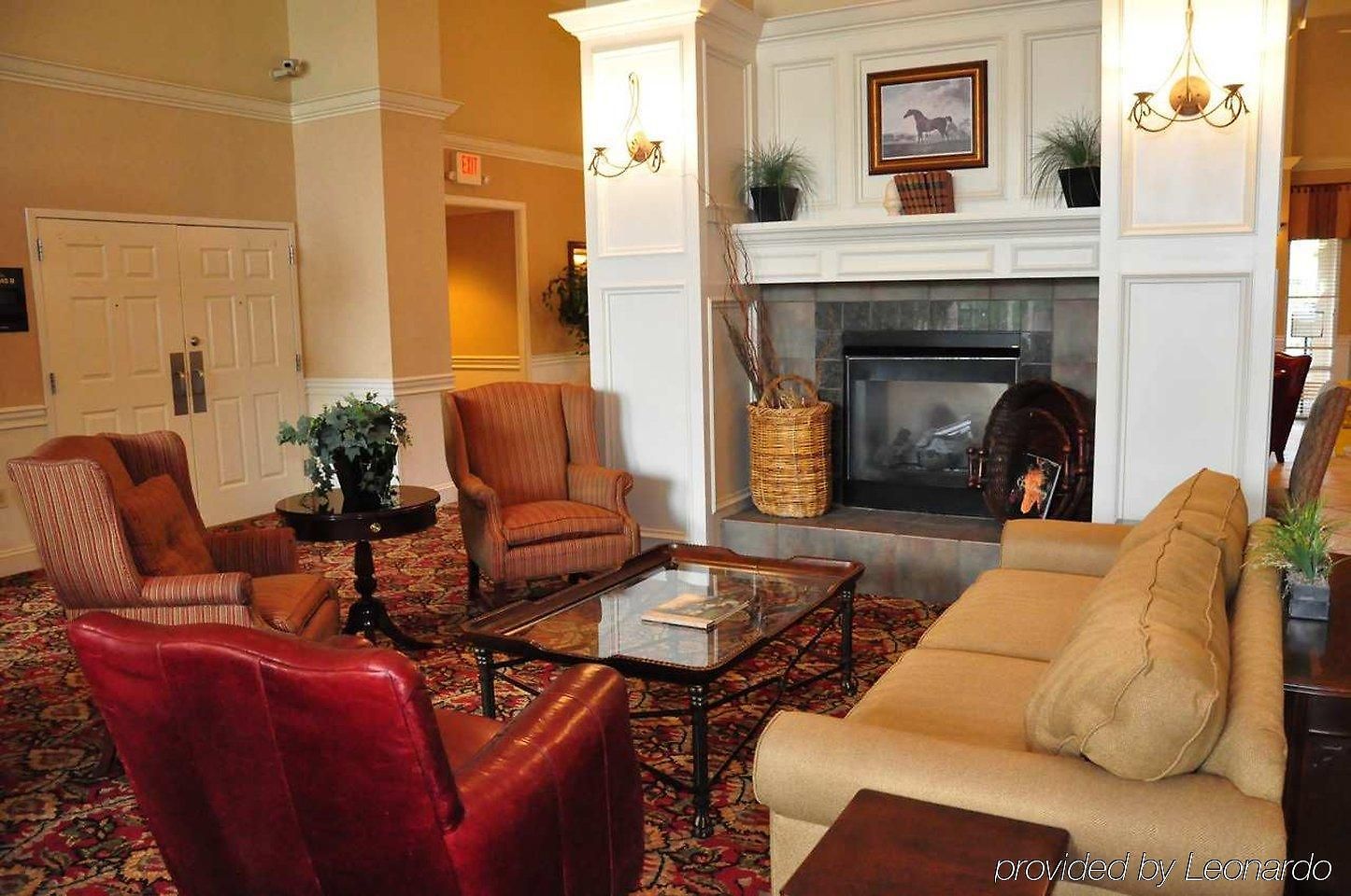 Hotel Homewood By Hilton Airport
