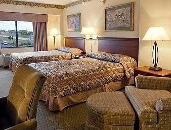 Wingate By Wyndham Airport 3*