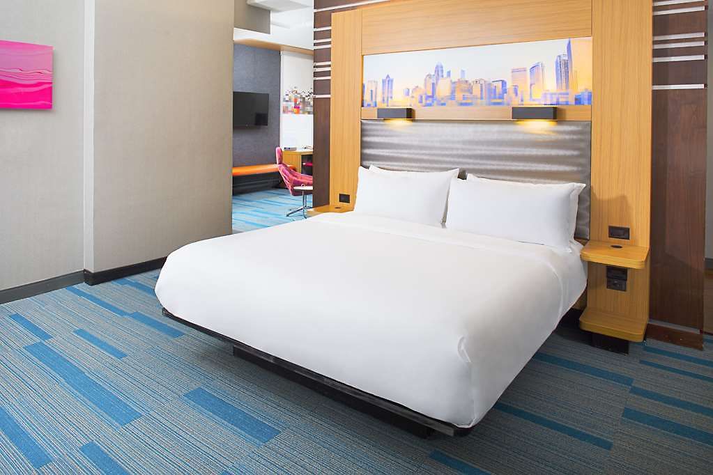 Aloft By Marriott Center 2*