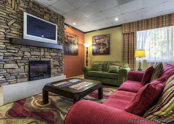Hotel Wyndham Garden Airport Southeast