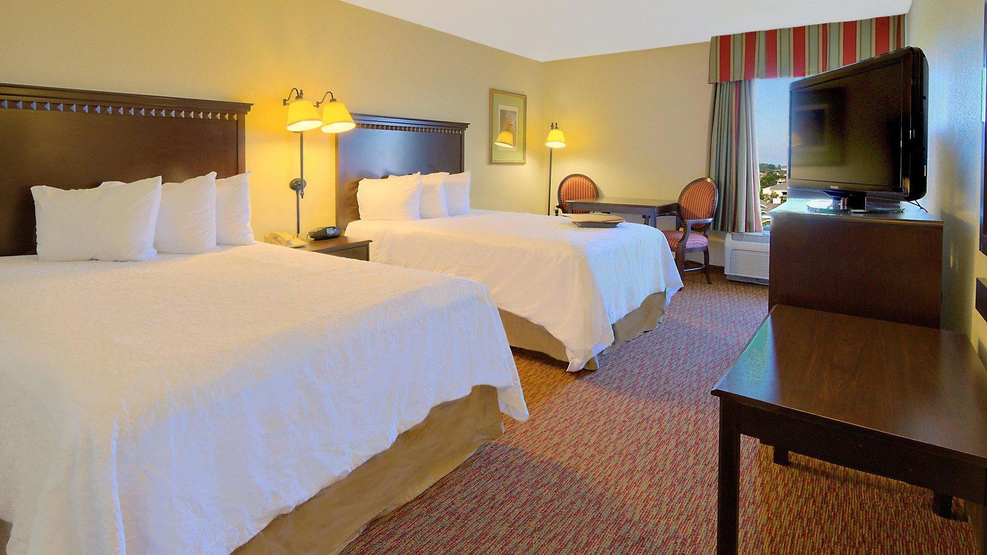 Hampton Place Hotel 3*