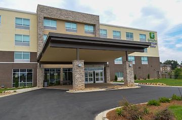 Express & - Ne - Area By Ihg 3* Charlotte