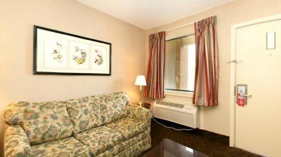 Motel Econo &