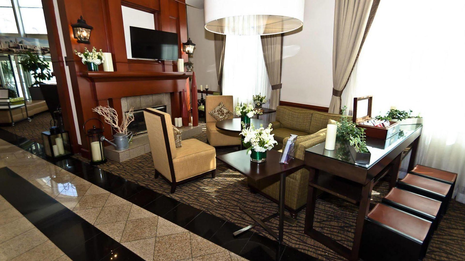 Hilton Garden Uptown
