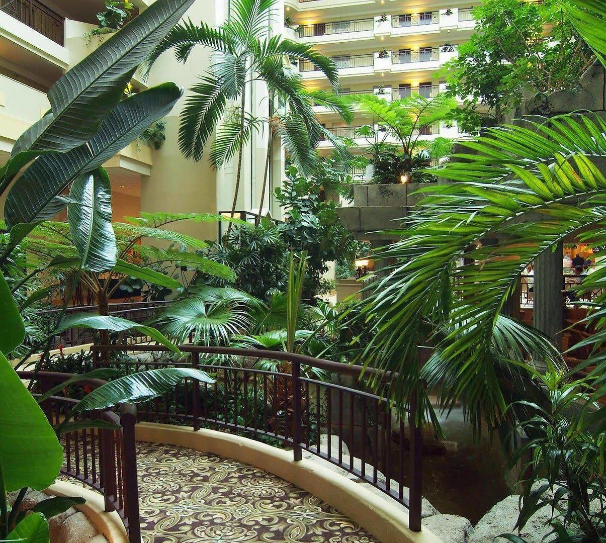 Hotel Embassy