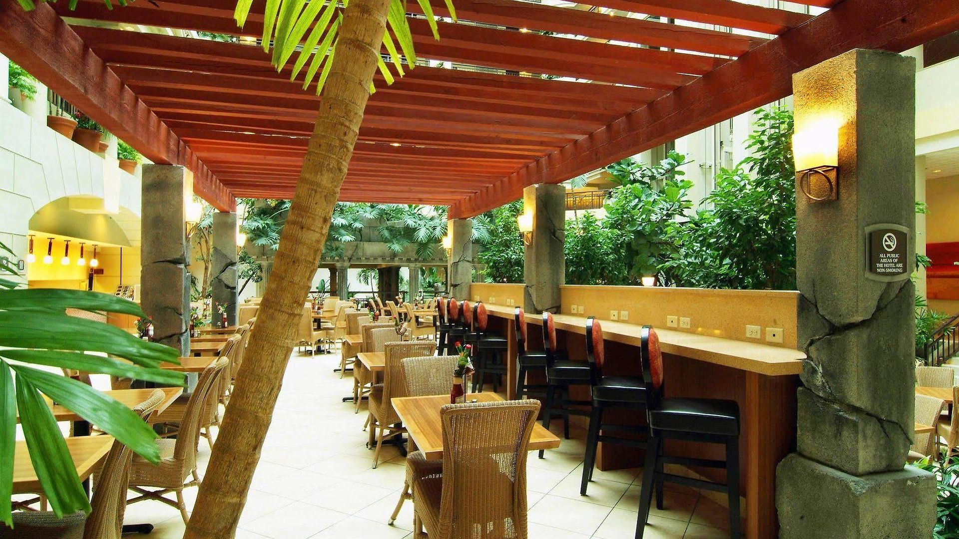 Hotel Embassy Charlotte