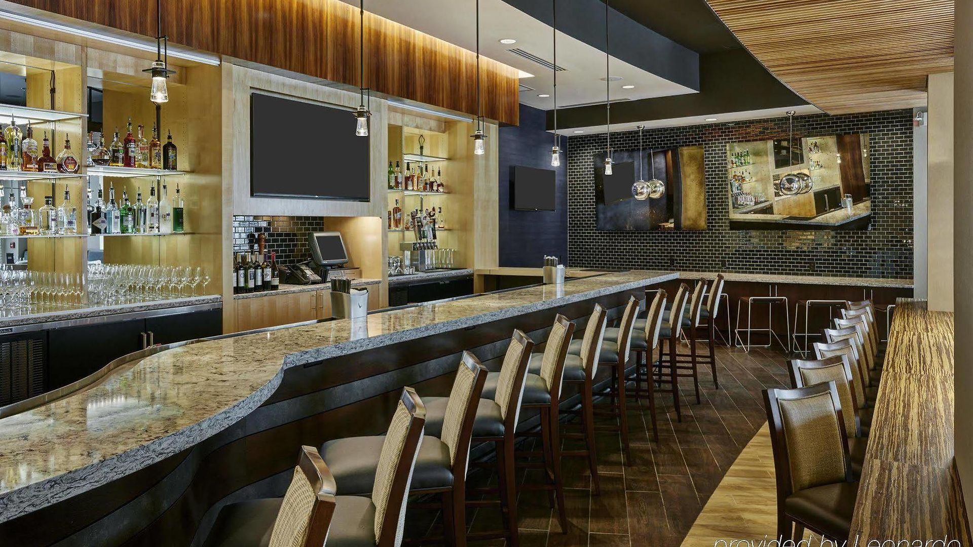 Doubletree By Hilton Uptown