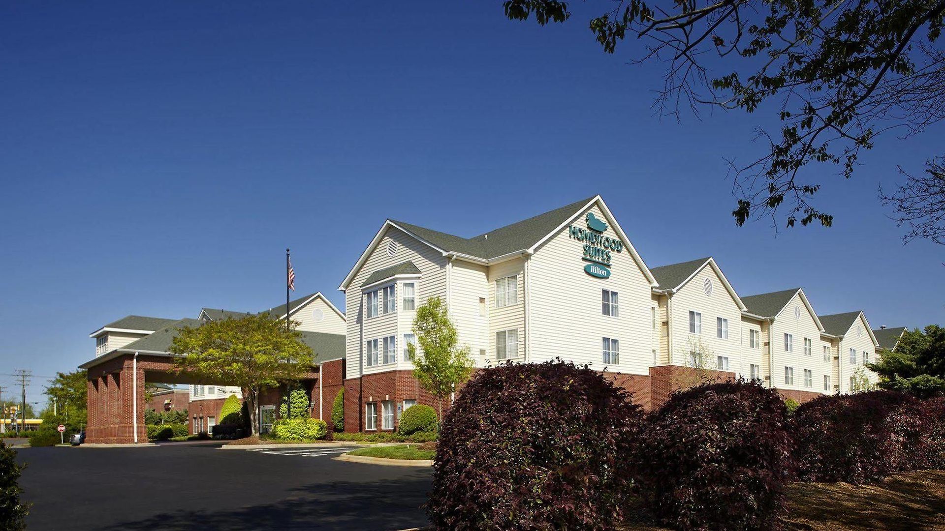 Homewood By Hilton Airport