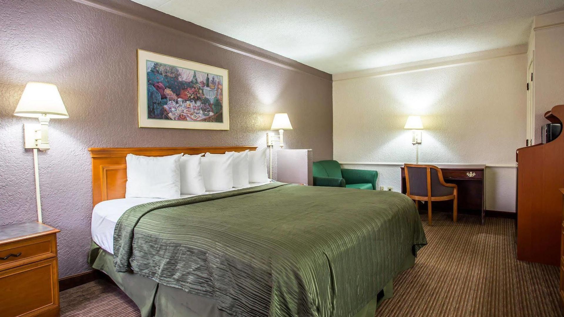 Quality & Airport Hotel Charlotte