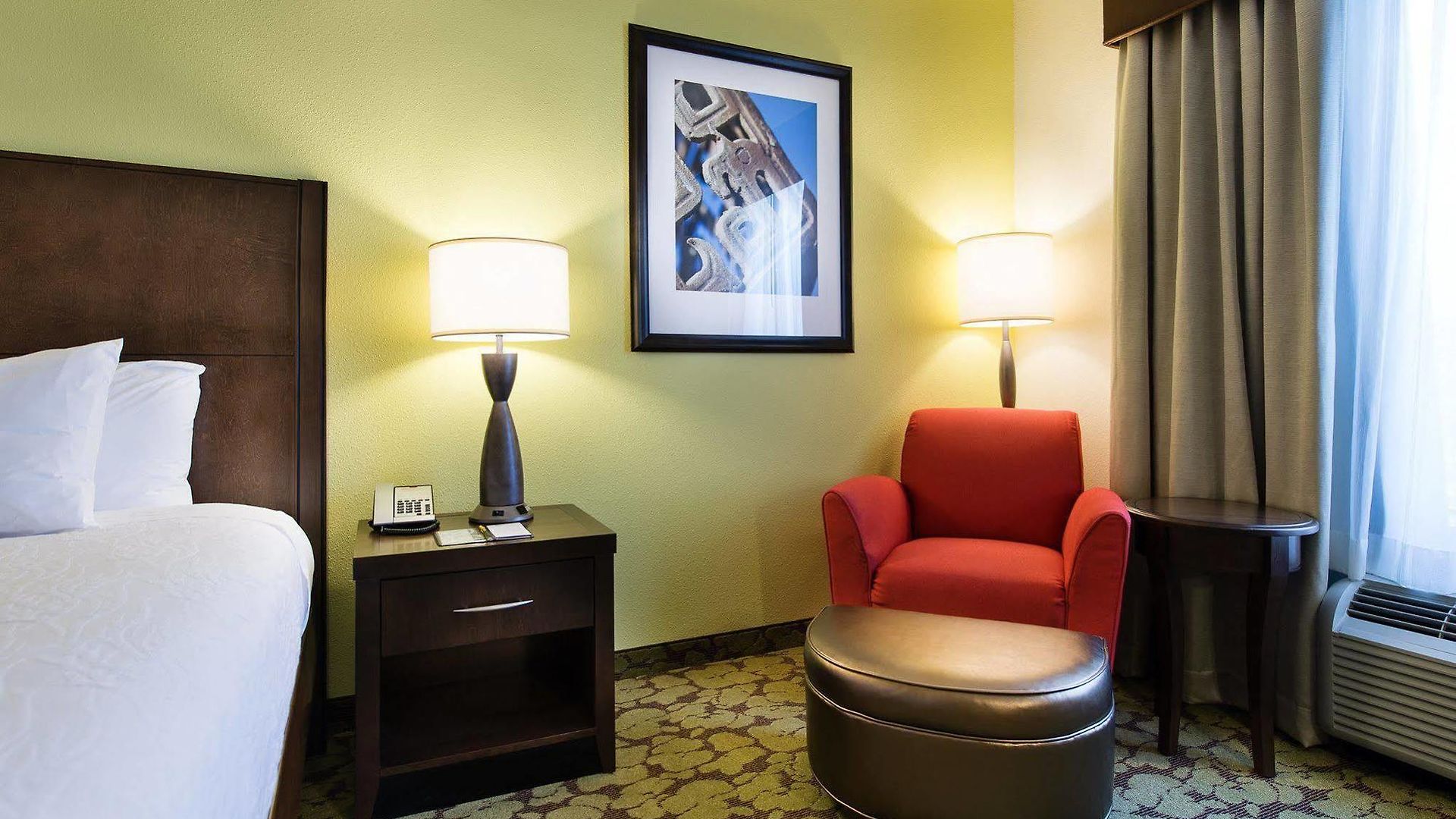 Hotel Hilton Garden Airport