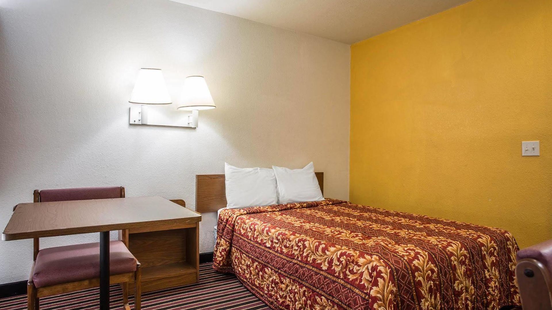 Rodeway Motel