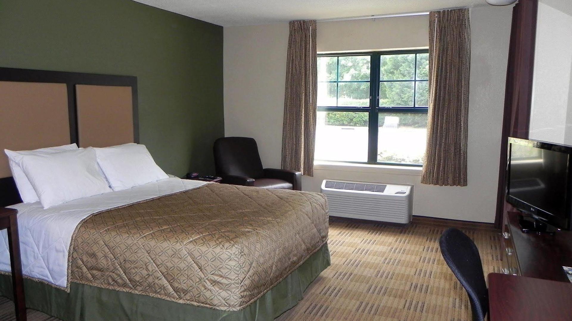 Extended Stay America Select Suites - Charlotte - University Place 2* Charlotte