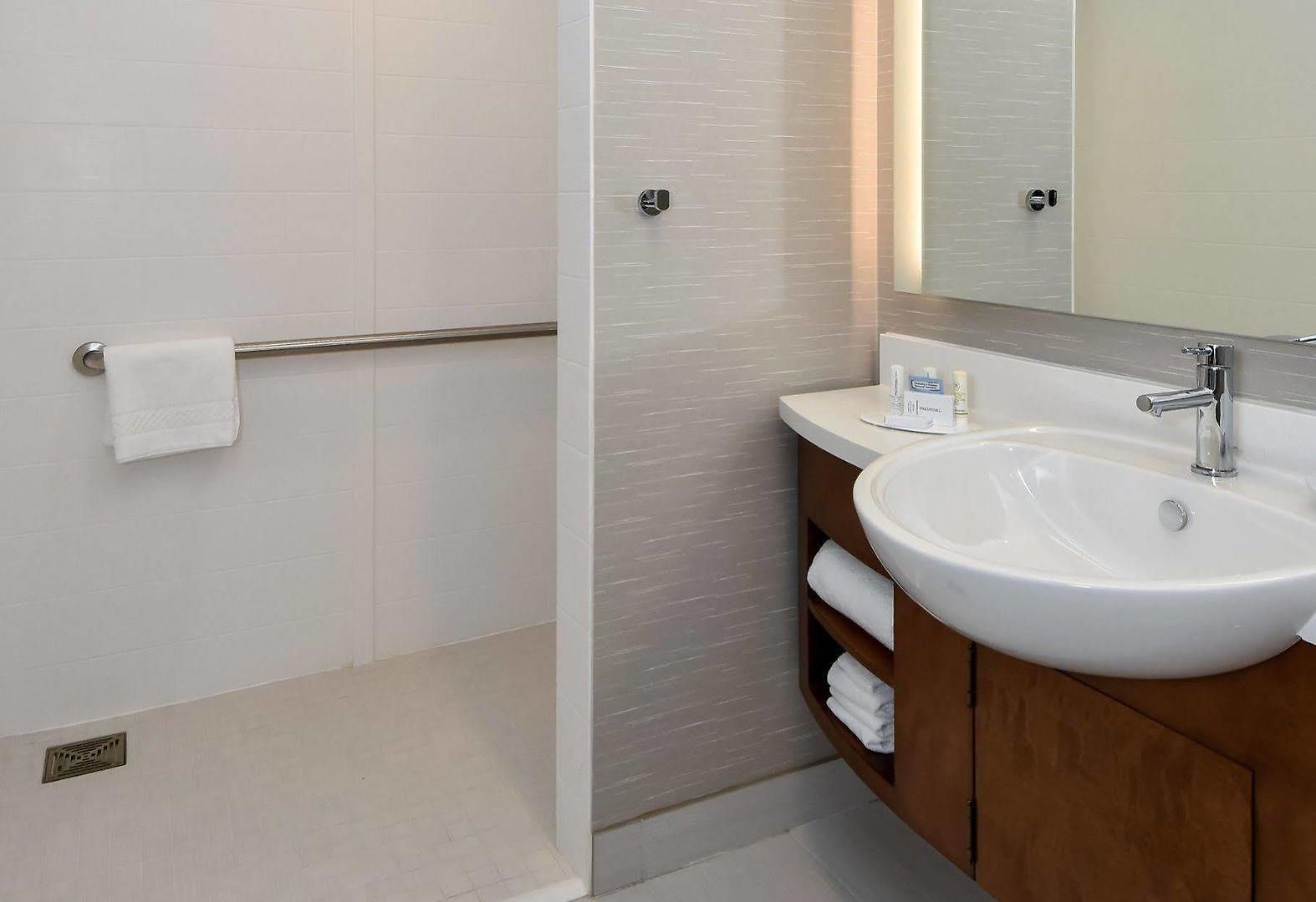 Hotel Springhill By Marriott Center 3*