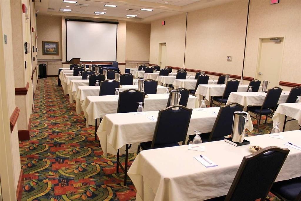 Hilton Garden Uptown 3* Charlotte