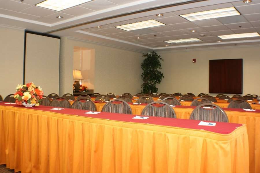 Homewood By Hilton Airport Hotel Charlotte