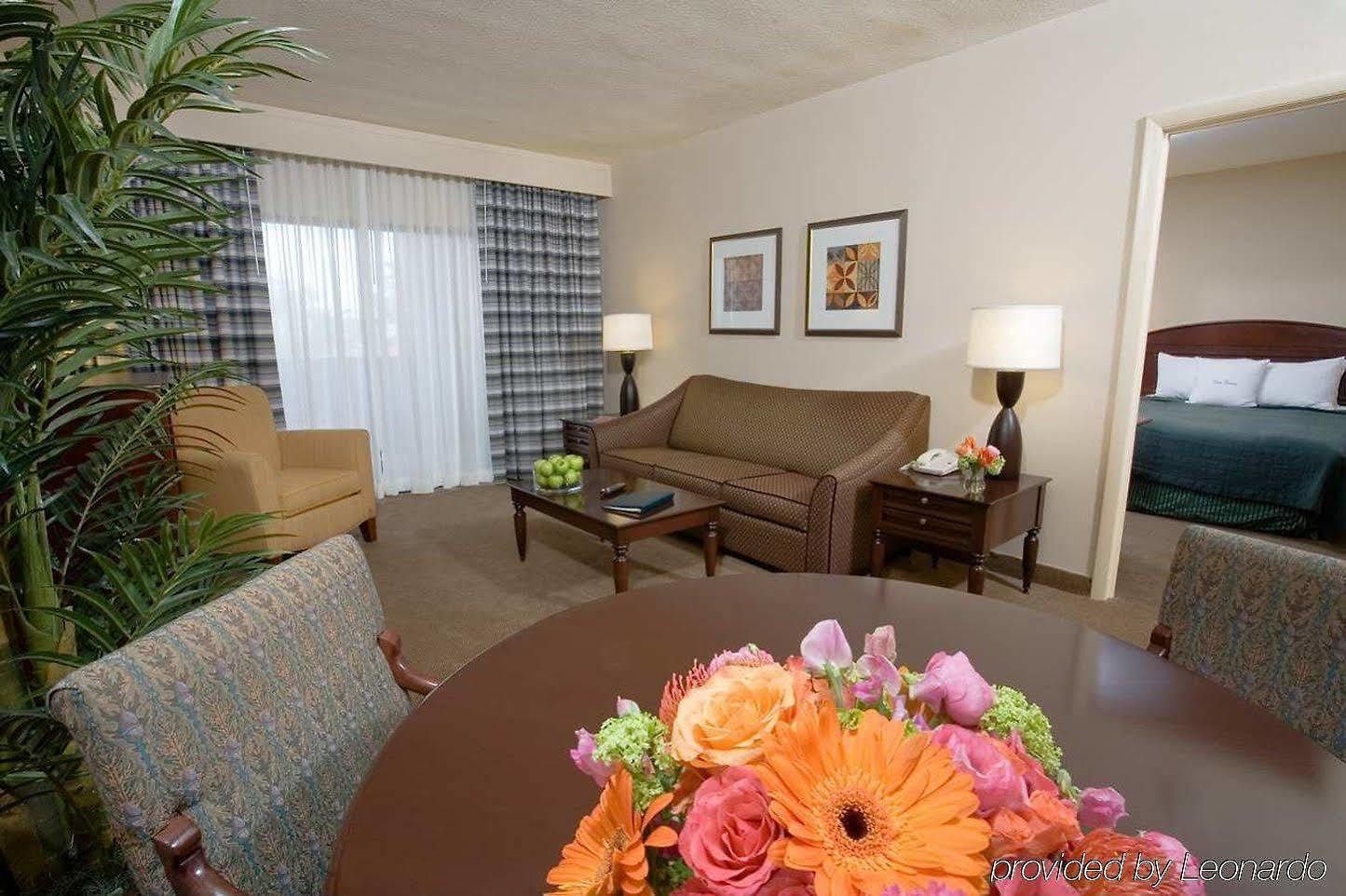 Doubletree By Hilton Charlotte/southpark Hotel Charlotte