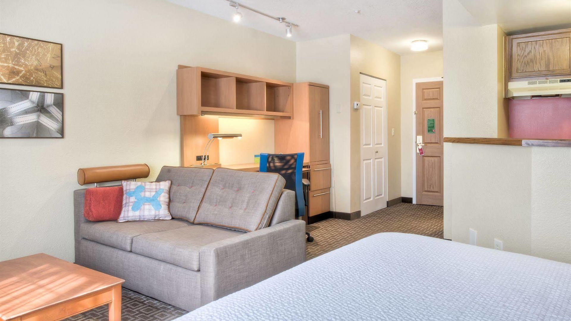 Towneplace Research Park Hotel