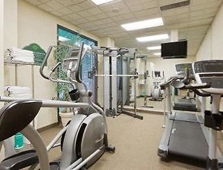 Hotel Wingate By Wyndham Airport Charlotte