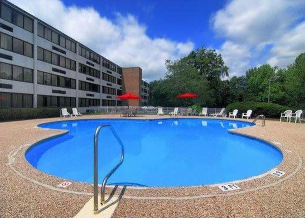 Red Lion 3* Charlotte