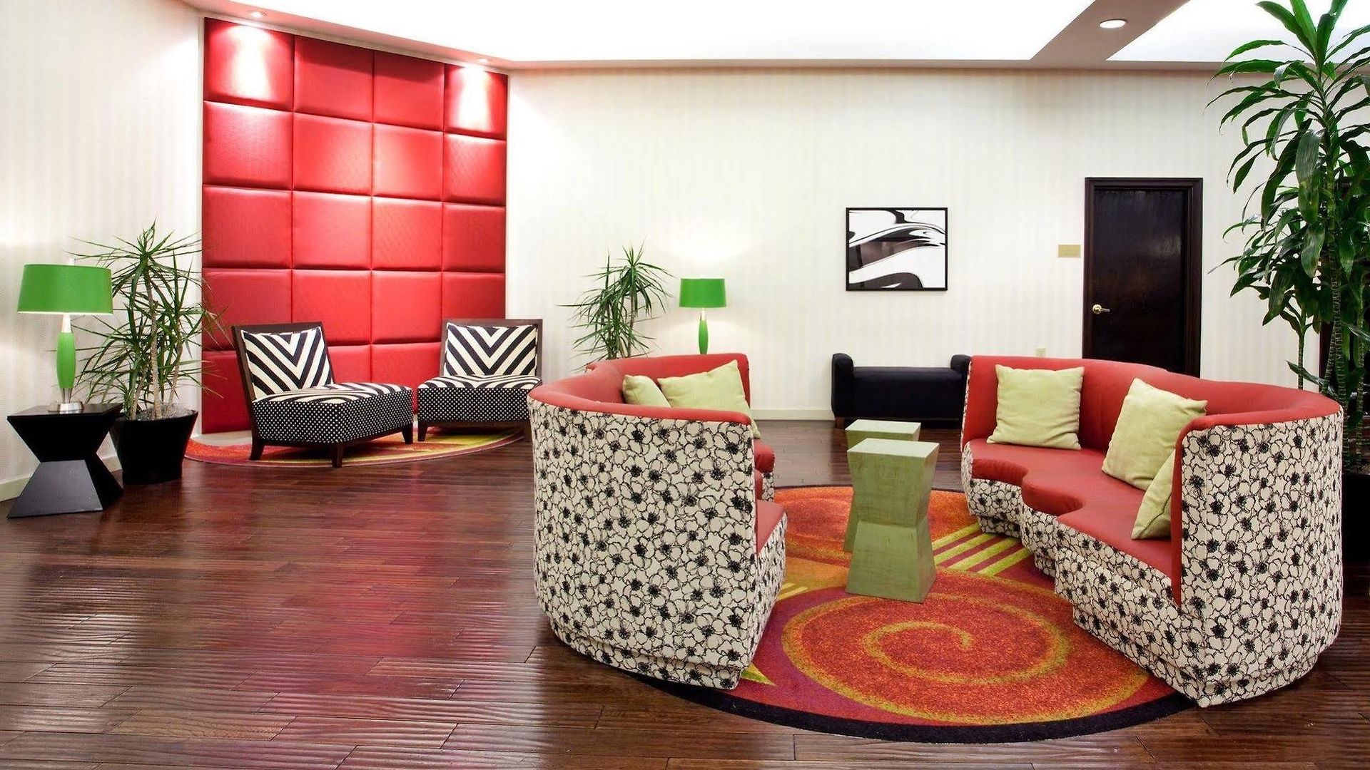 Hotel Doubletree By Hilton Center 4*