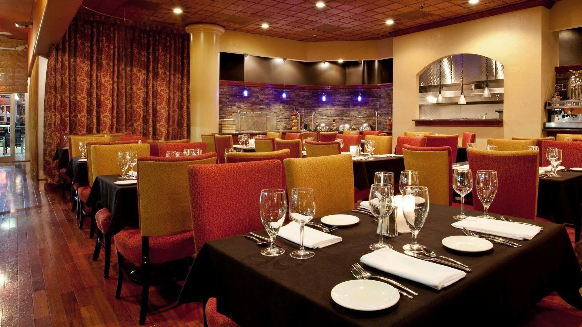 Doubletree By Hilton Center Charlotte