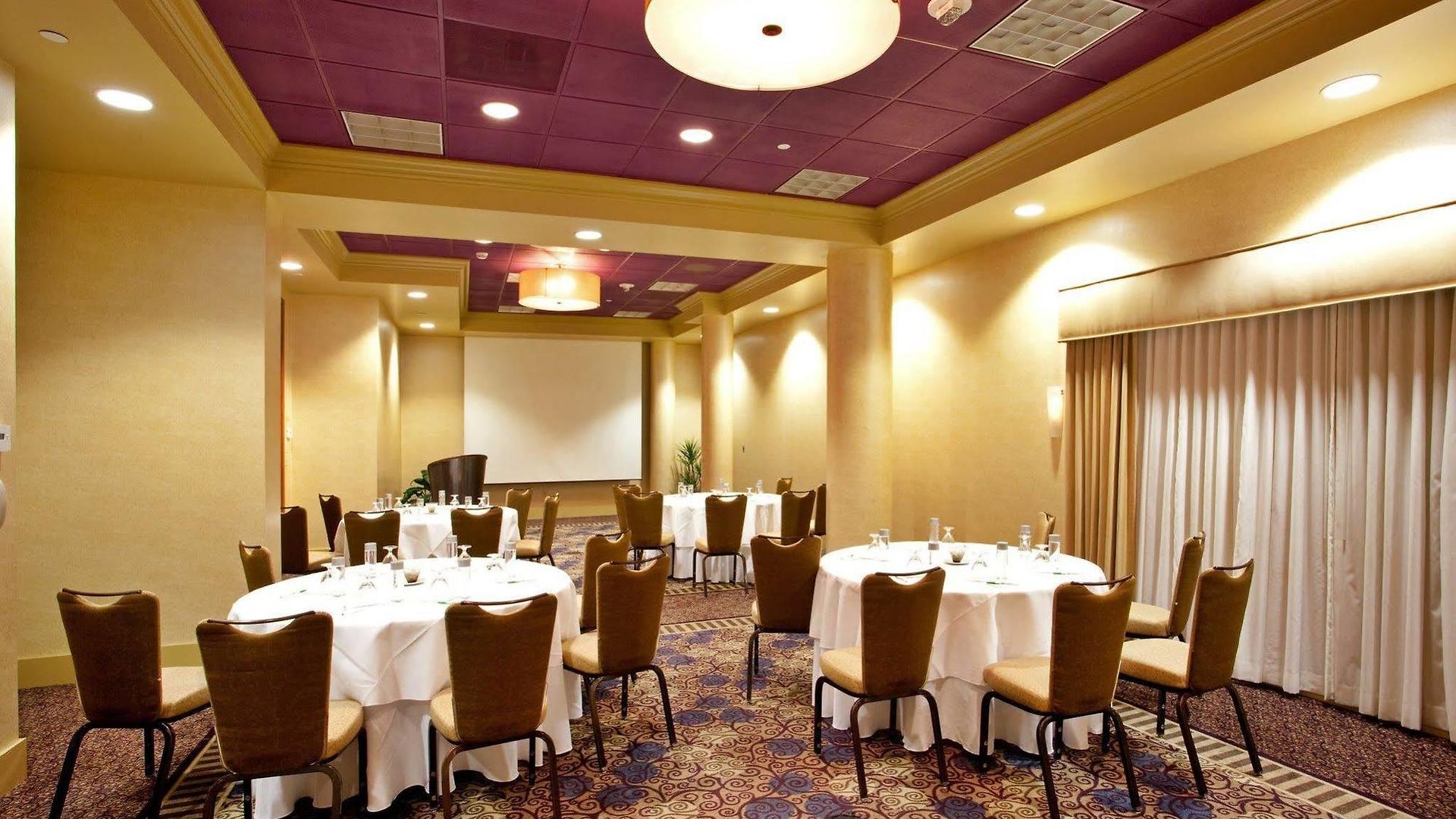 Hotel Doubletree By Hilton Center Charlotte