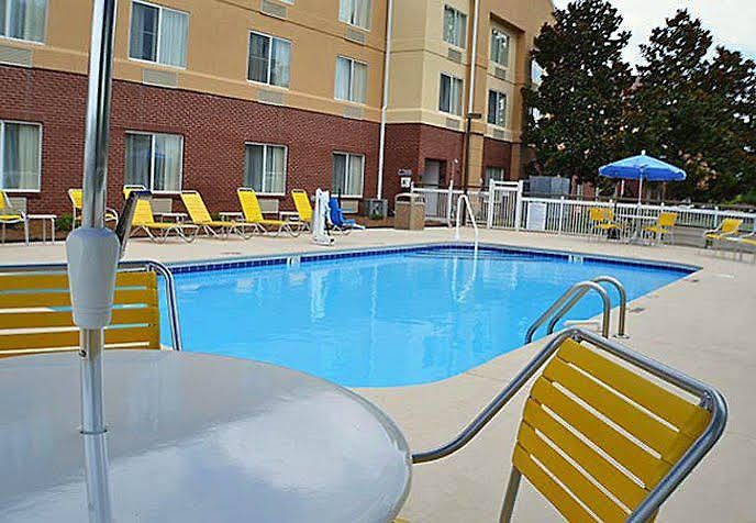 Fairfield Northlake Hotel