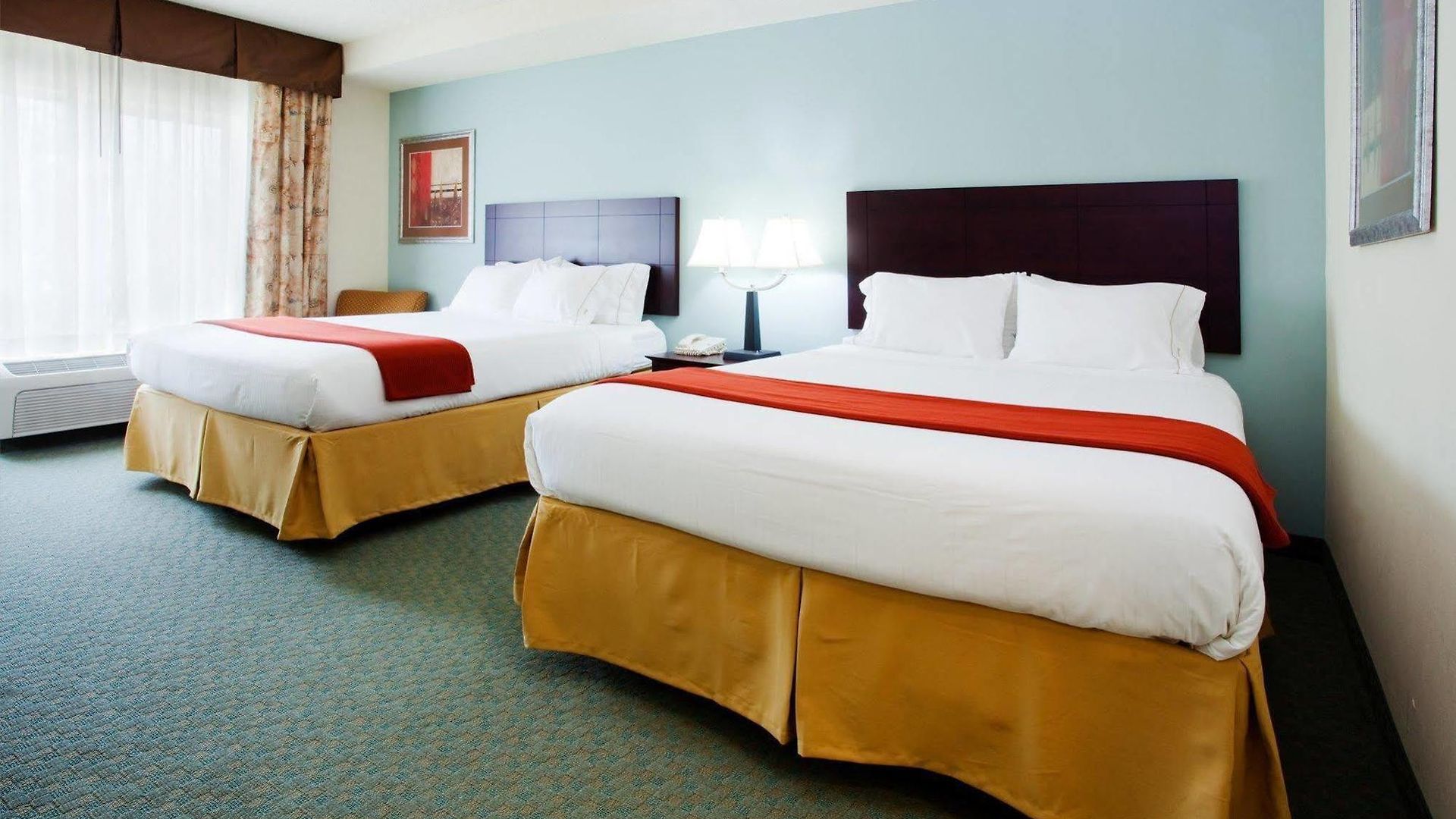 Express Arrowood By Ihg