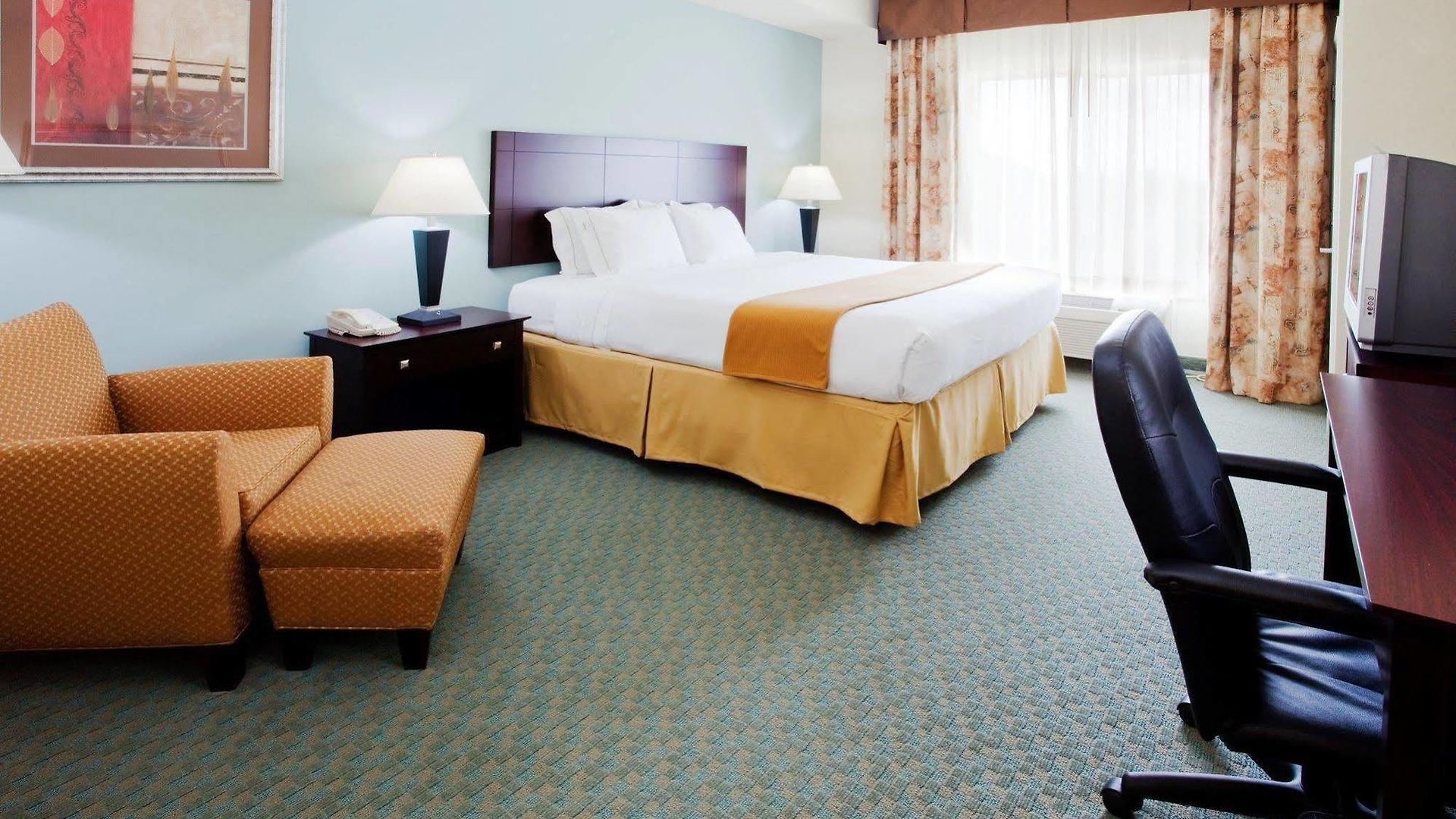 Express Arrowood By Ihg Hotel Charlotte