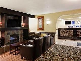 Days By Wyndham Charlotte/woodlawn Near Carowinds 2* Charlotte