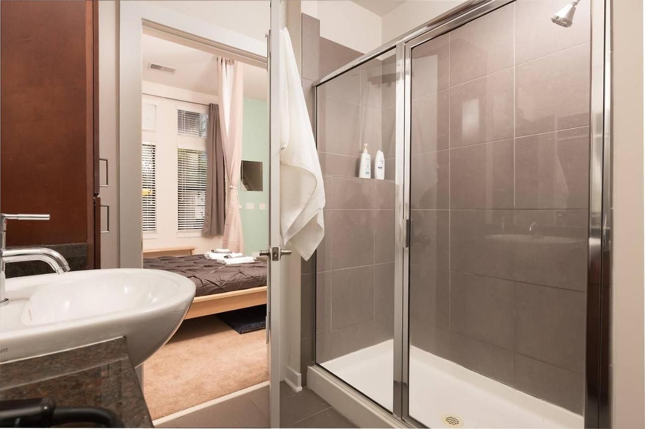 Trifecta 10 Min Walk To 7th St Market Superhost Apartment Charlotte