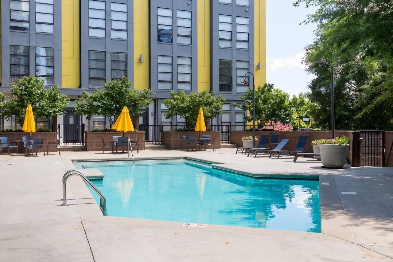Trifecta 10 Min Walk To 7th St Market Superhost Apartment Charlotte